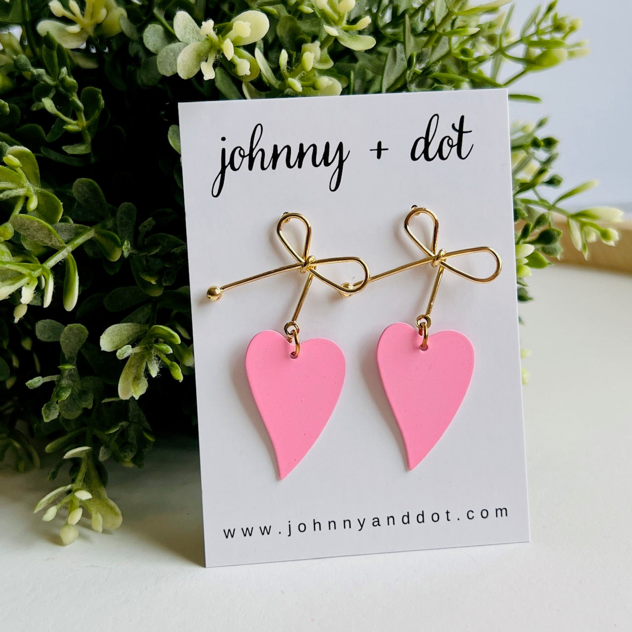 Heart Bow Dangle Earrings in Pink